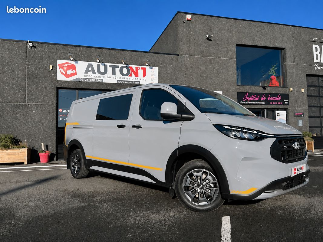 đ 59900 FORD TRANSIT CUSTOM TRAIL 4x4 170 BVA8 â CABINE MODULABLE 2 Ă 7 PLACES â TVA RĂCUPĂRABLE â DISPONIBLE (image 1)