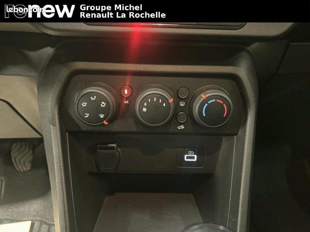 Dacia Jogger TCe 110 5 places Expression (image 15)