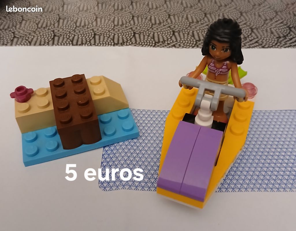 Lego friend (image 1)