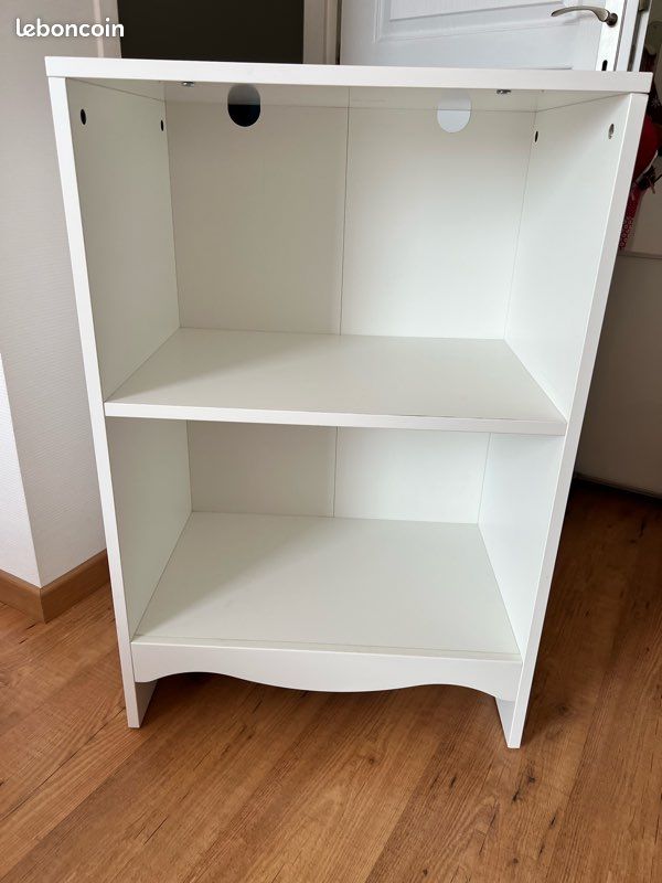 Petit Meuble blanc (image 1)