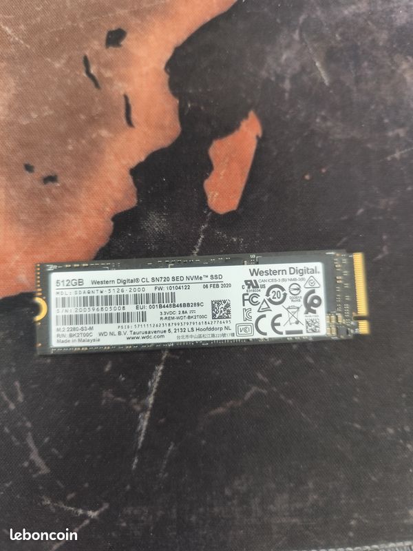 Lot de 2 disque durs 4 to wd - Accessoires informatique