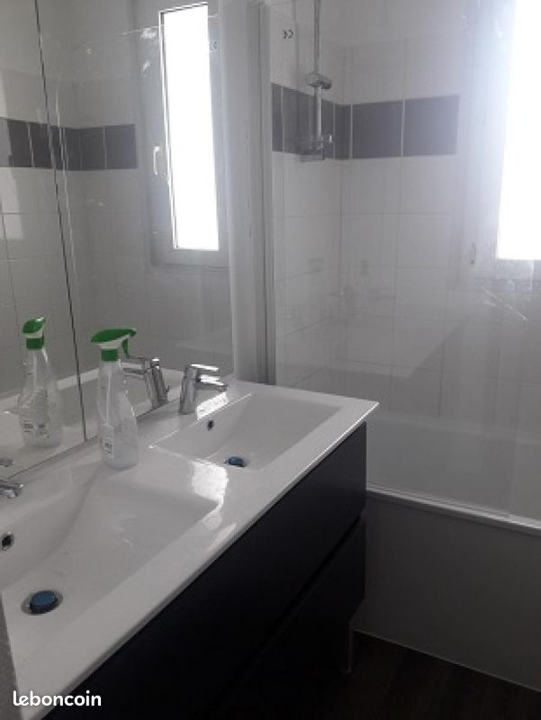 Appartement 5 pièces 85 m² · à Brest · 85 m² · 697 €