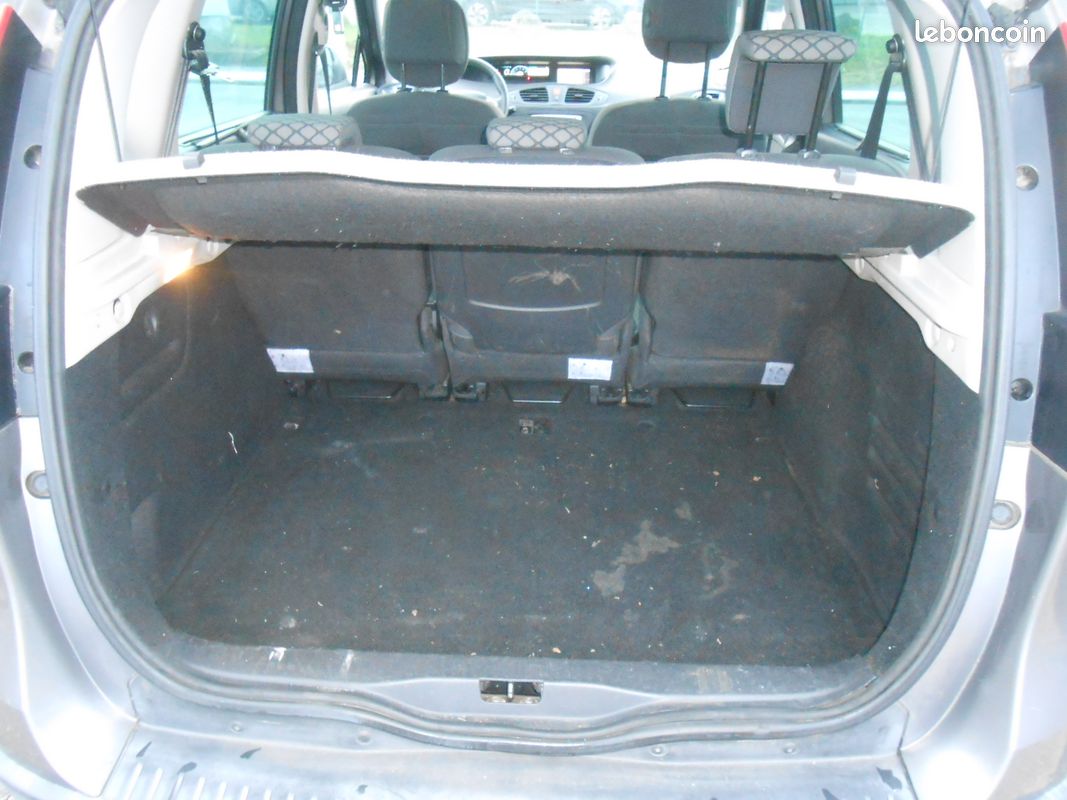 Renault Scenic 3 dci 110 15th Anniversaire (image 9)