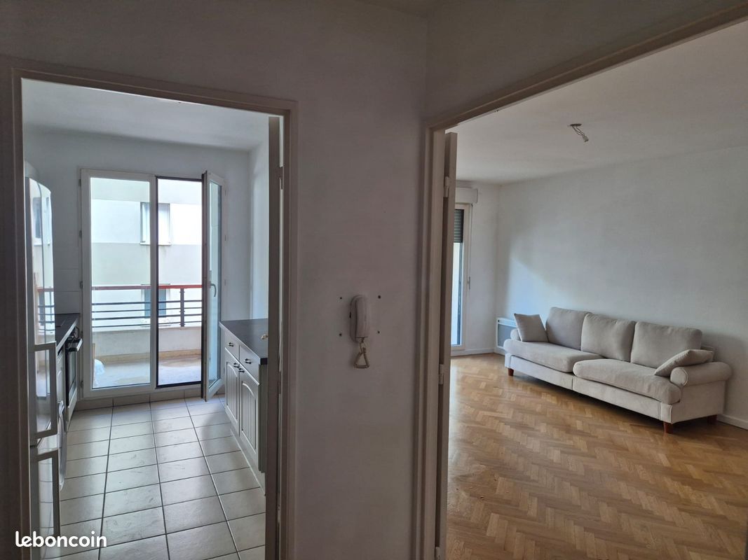 Appartement 3 pièces 65 m² · à Colombes · 65 m² · 1 610 €/mois