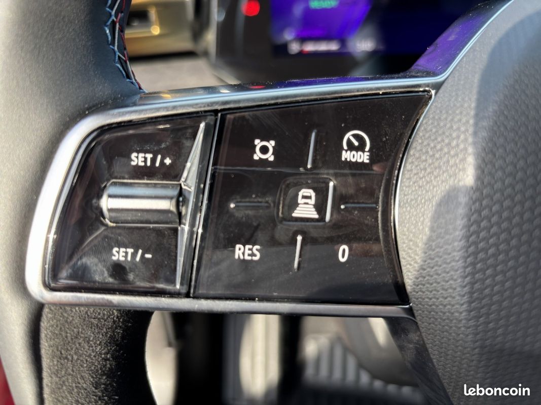 Renault Clio (6) esprit Alpine full hybrid E-Tech 160 ch (image 18)