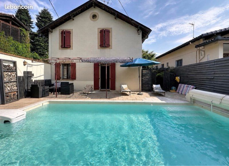 Maison 6 pièces 158 m² · à Mane · 158 m² · 189 900 €
