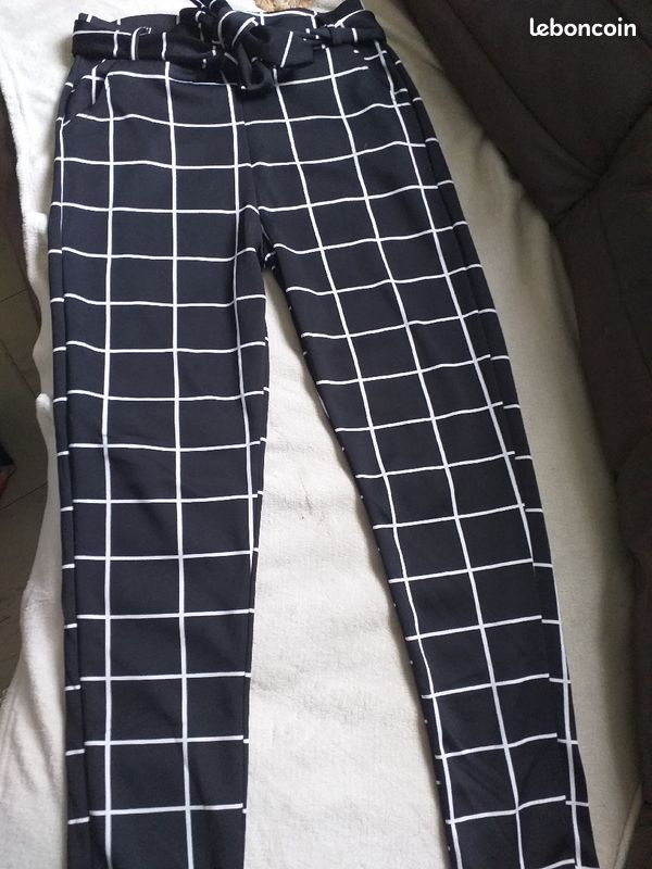 Jolie pantalon femme très élégant L/XL (image 2)