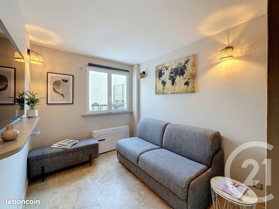 Appartement 1 pièce 19 m² · à Antibes · 19 m² · 700 €/mois
