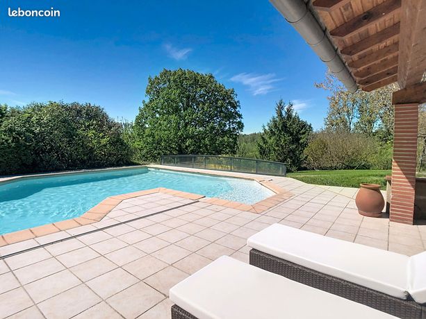 Maison 8 pièces 295 m²