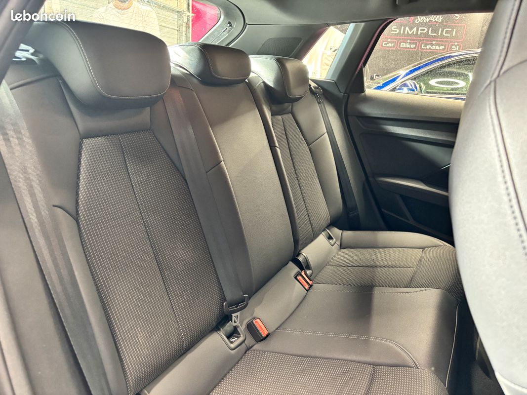 AUDI A3 Sportback 40 TFSIe 204 S tronic 6 S Line CarPlay Caméra de recul Entretient Audi Origine France Garantie 12mois (image 7)