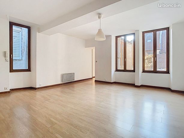 Studio 1 pièce 41 m²