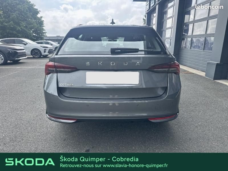 Skoda Octavia Combi 2.0 TDI SCR 150ch Selection DSG7 (image 25)