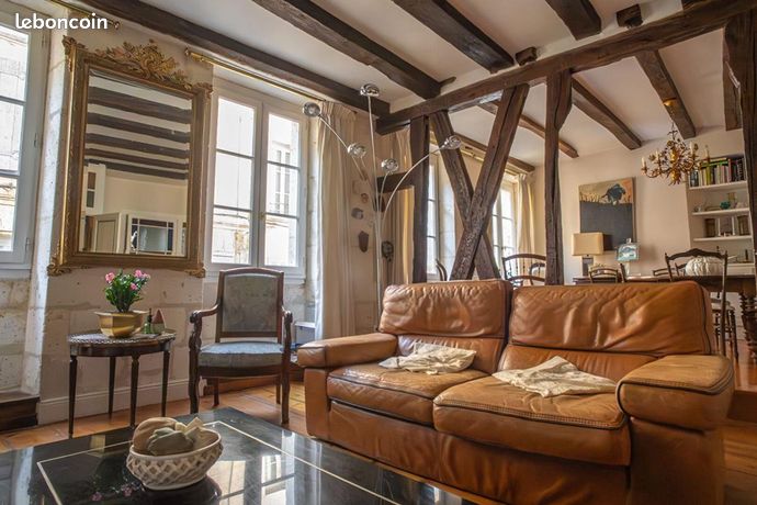 Maison 8 pièces 202 m²