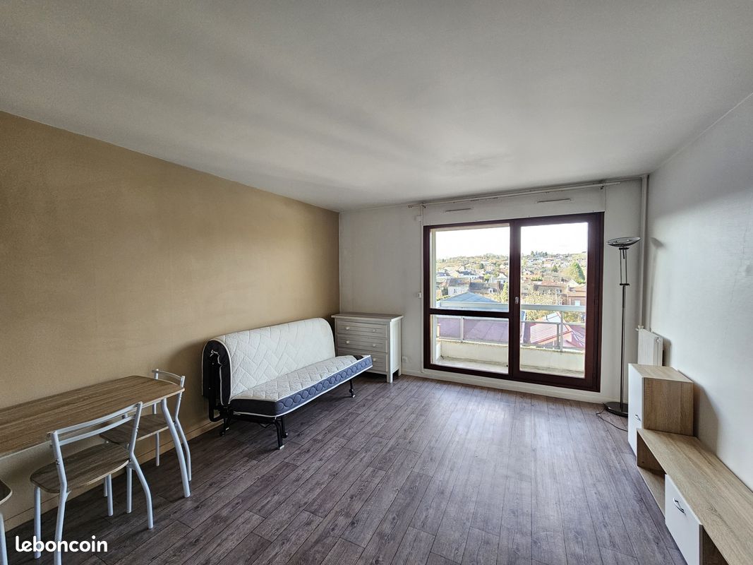 Appartement 1 pièce 30 m² · à Margny-lès-Compiègne · 30 m² · 585 €