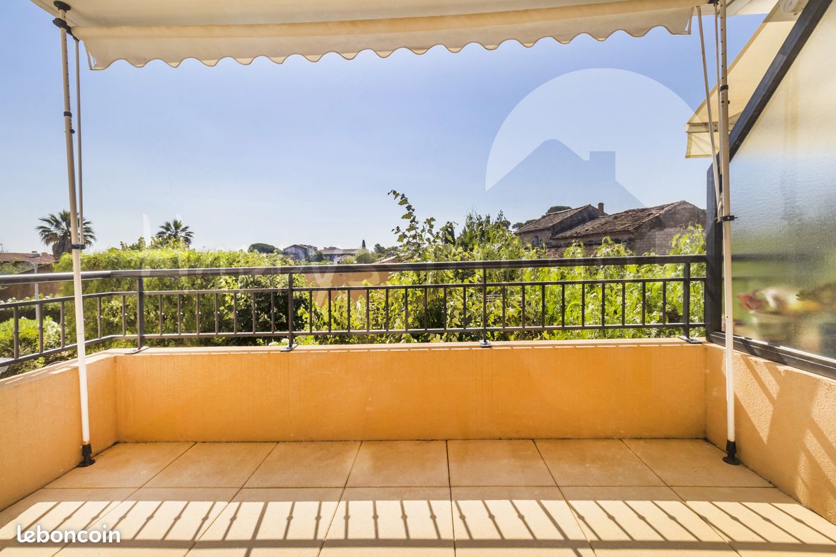Appartement 3 pièces 55 m² · à Hyères · 55 m² · 246 000 €