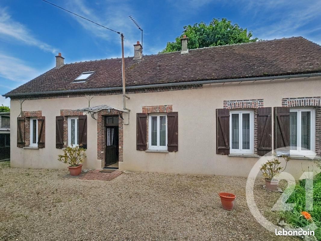 Maison 4 pièces 85 m² · à Fontaine-Fourches · 85 m² · 125 000 €