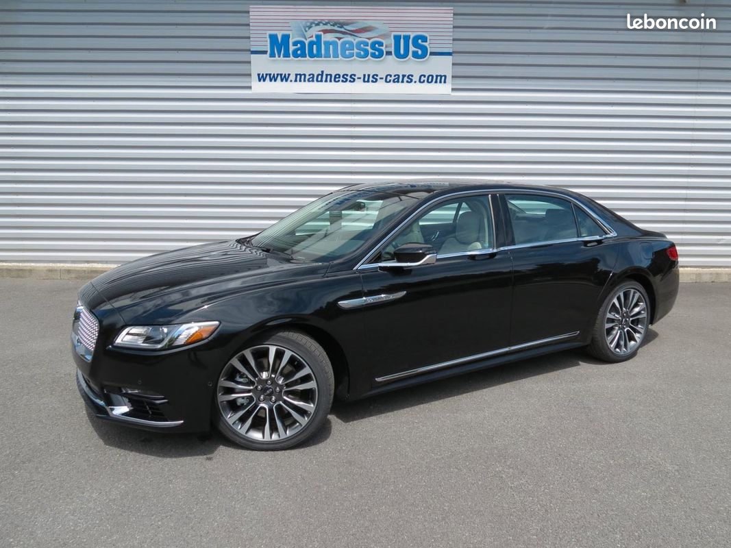 Lincoln Continental Reserve 2017 (image 1)