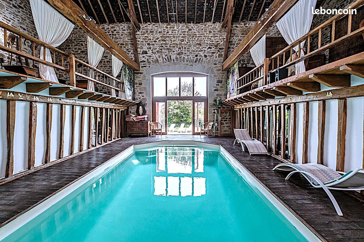Gîte piscine intérieure privée couverte chauffée - Etang de pêche - Terrain clos - Animaux acceptés. En Creuse, entre Limousin et Berry. Ouvert vacances Toussaint (image 1)
