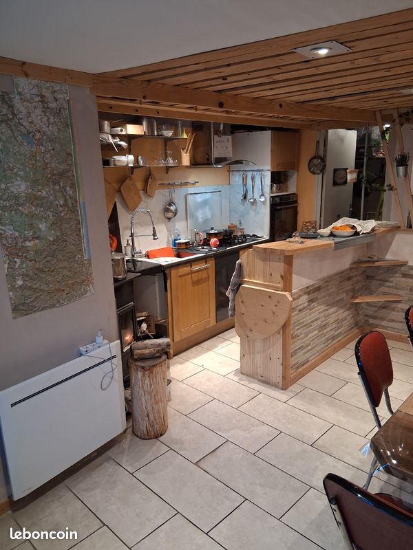 Maison 1 pièce 90 m² · au Monastier-sur-Gazeille · 90 m² · 90 000 €