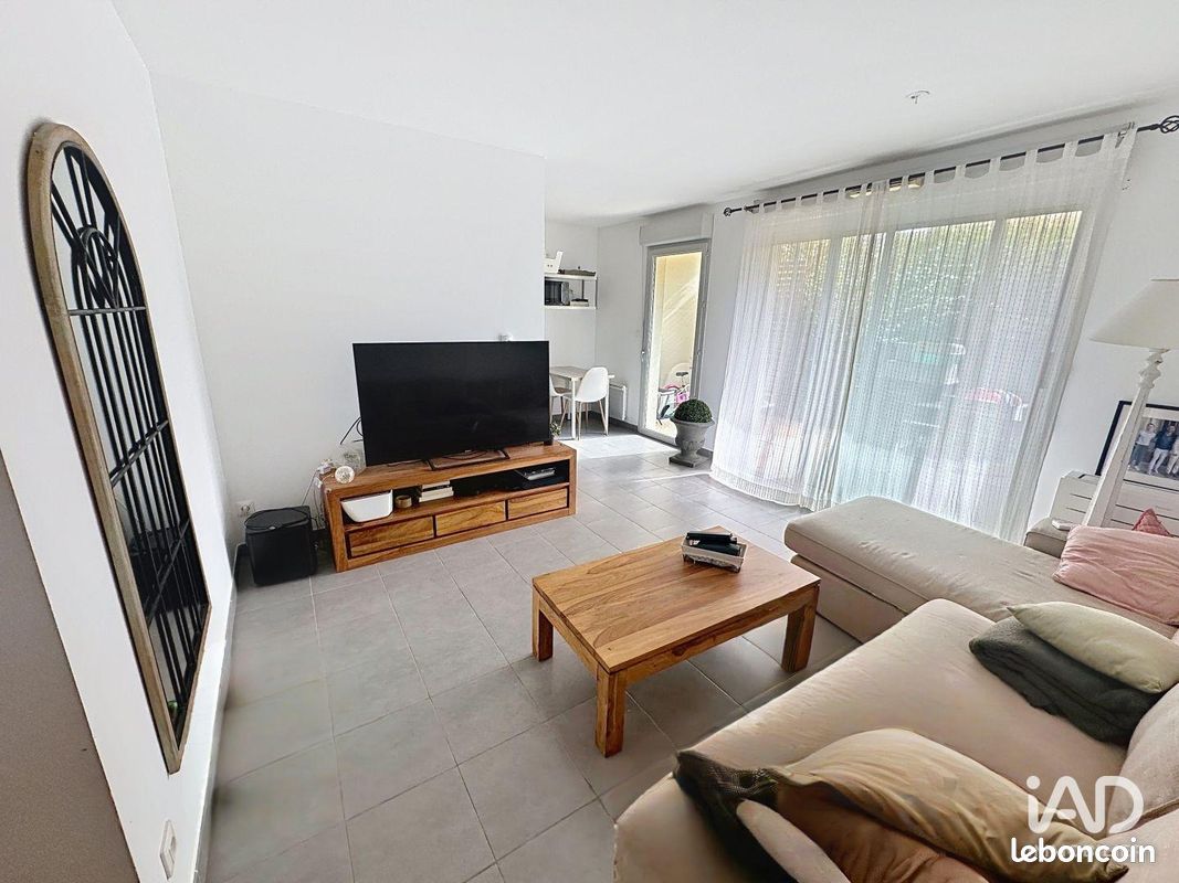 Appartement 3 pièces 58 m² · à Velaux · 58 m² · 1 073 €/mois