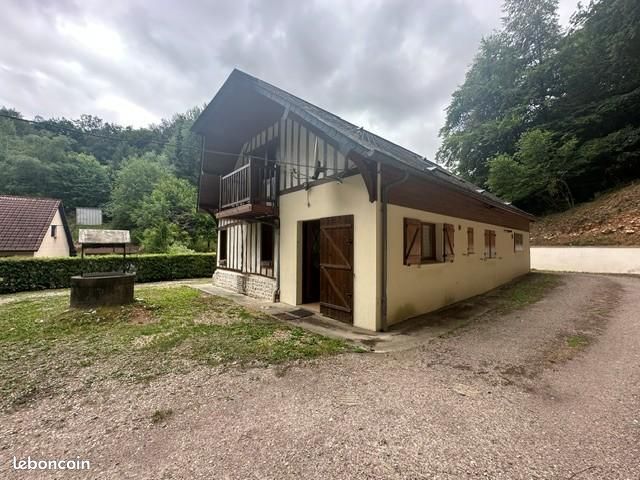 Maison 115 m² · à Saint-Nicolas-de-la-Haie · 115 m² · 850 €/mois