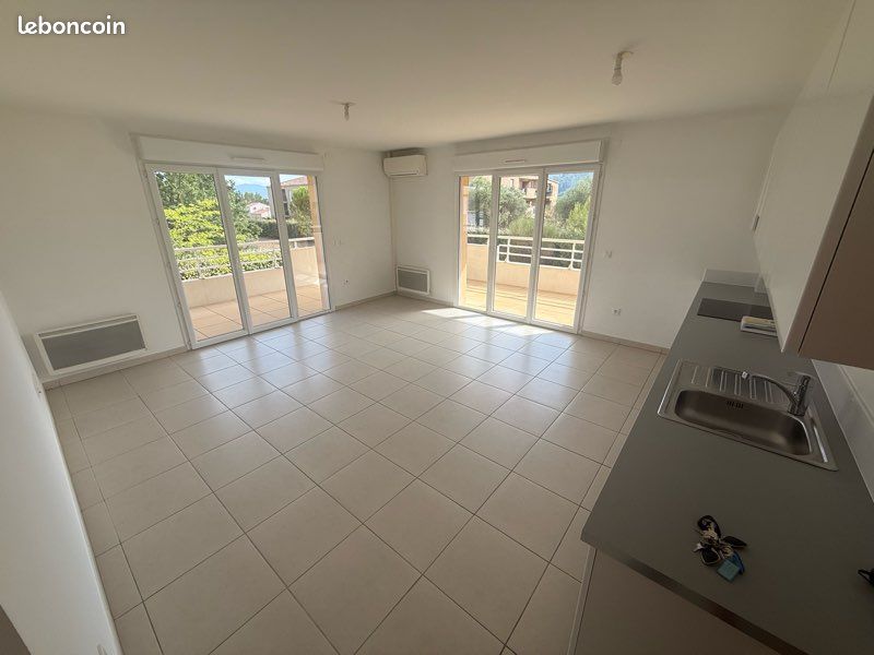 Appartement 4 pièces 85 m² · à Le Luc · 85 m² · 1 850 €/mois