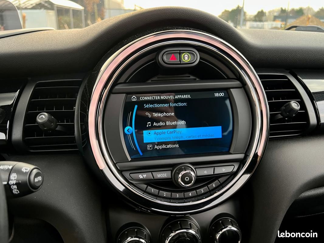 Mini 3 portes HATCH F56 LCI Cooper 136CH BVA7 Edition Greenwich - Faible KM* Suivi Mini* CarPlay (image 26)