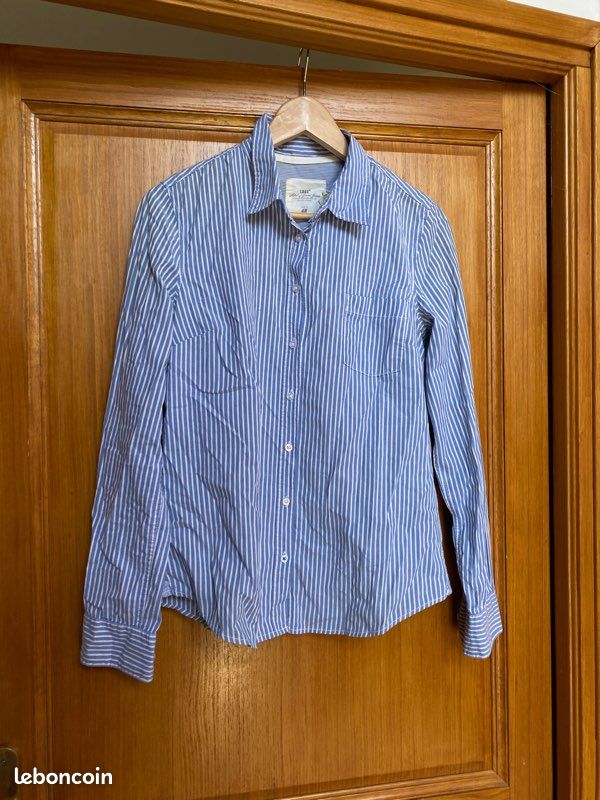 Blouse blanche à rayures bleues marines taille S Mango - Vêtements