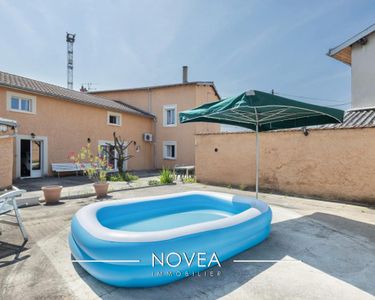 Maison 395 000 € - 259 m²