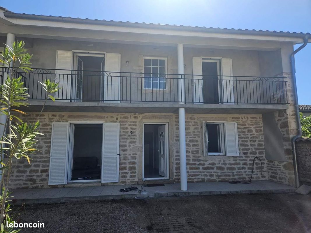 Appartement 4 pièces 90 m² · à Feillens · 90 m² · 820 €/mois