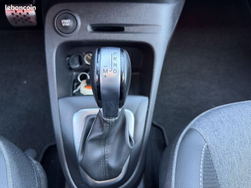Renault CAPTUR 1.2 TCE 120CH ENERGY INTENS EDC (image 12)