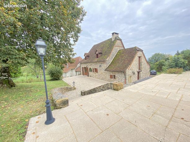 Propriété 5 pièces 155 m²