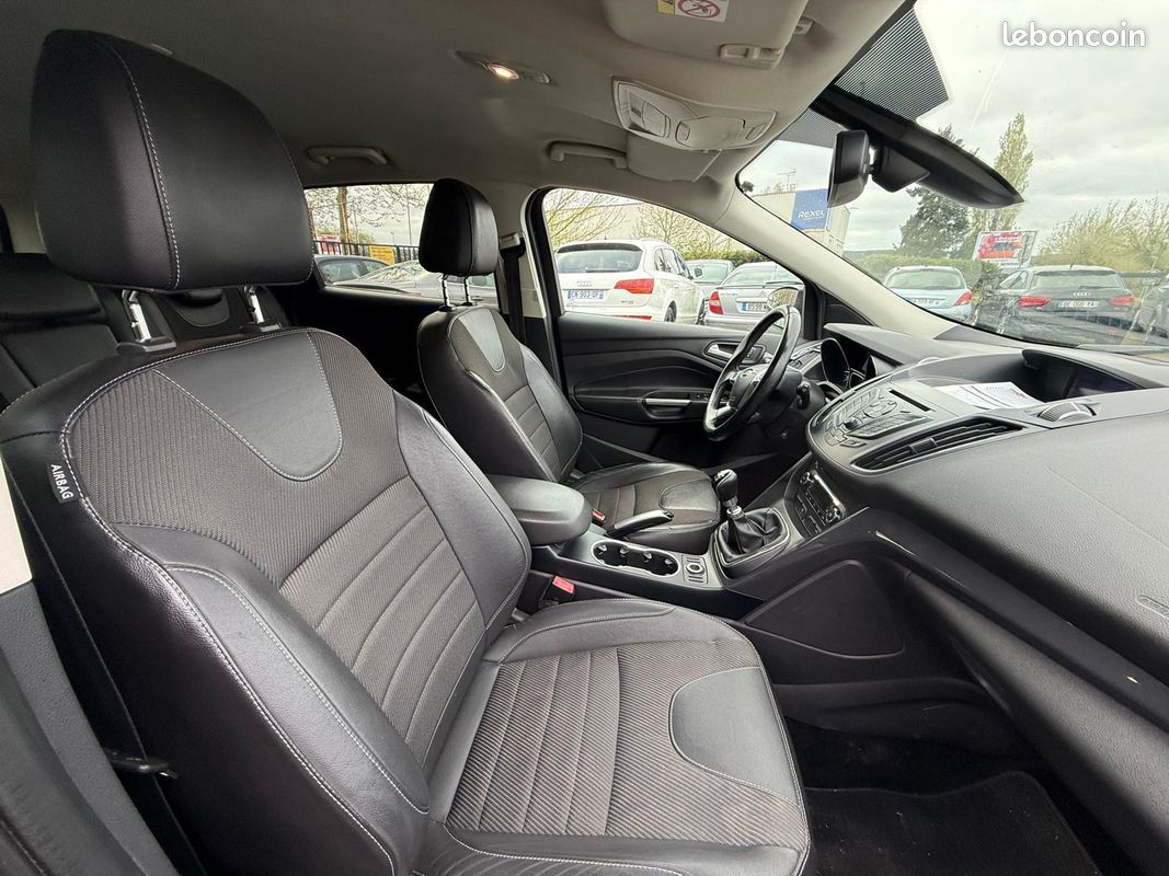 FORD Kuga 2.0 TDCi 4x2 115 (image 4)
