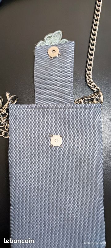 Sac à téléphone (image 4)