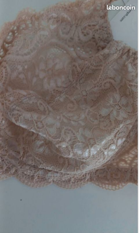 Soutien gorge Triumph taille 90D Neuf (image 9)