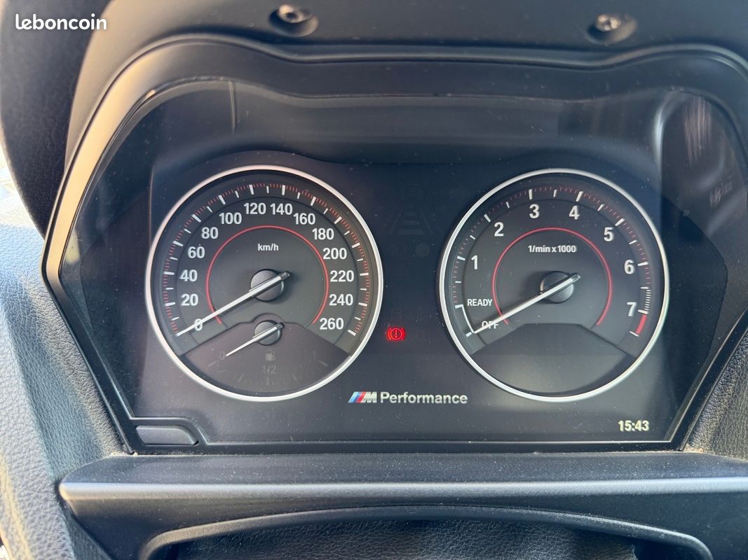 BMW SERIE 1 118I M SPORT BA 136Ch Garantie 12 mois (image 10)