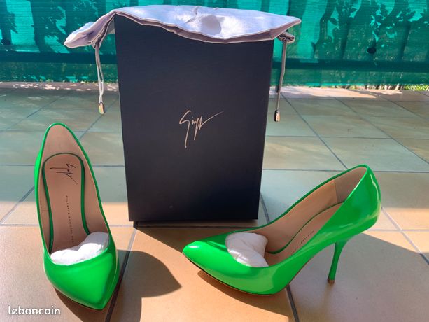 Escarpins Giuseppe Zanotti - Talons Verts Vernis - Pointure 37.5 EU / 7 US - Neuf Avec Boîte