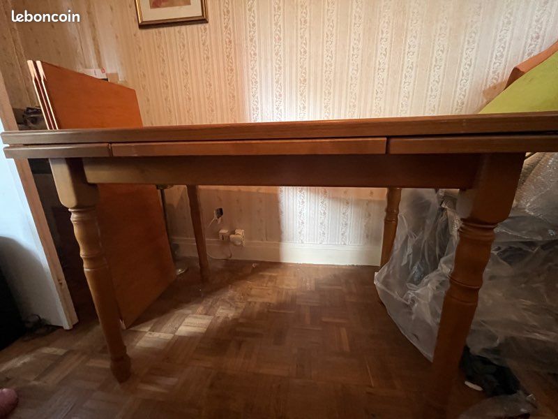 Table carrelé en bois avec rallonge (image 3)