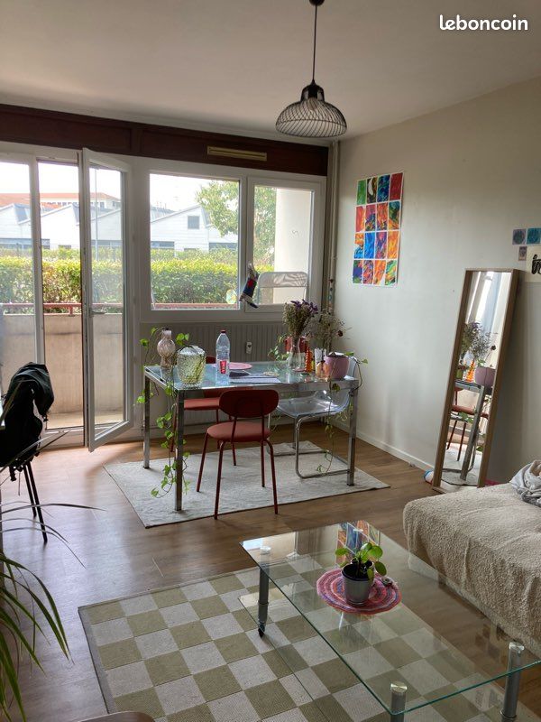 Appartement 2 pièces 46 m² · à Bron · 46 m² · 820 €/mois