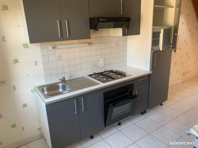 Appartement 3 pièces 60 m² · à Aubigny-les-Pothées · 60 m² · 400 €/mois