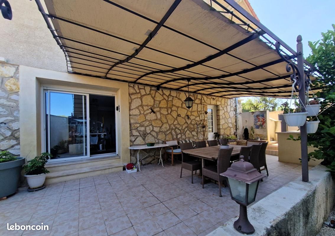 Maison 10 pièces 202 m² · à Châteaurenard · 202 m² · 399 000 €
