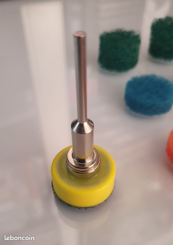 Kit de récurage 25 éponges abrasives rotatives pour mini perceuse type Dremel (image 4)