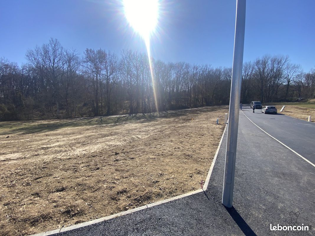 Terrain 939 m² · à Saint-Clar-de-Rivière · 939 m² · 109 900 €