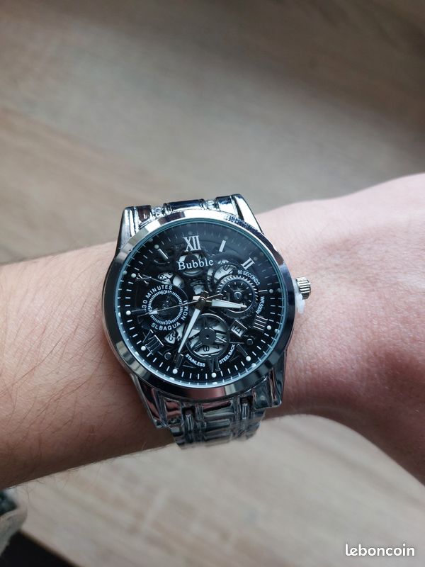 Montre Quartz neuve (image 1)