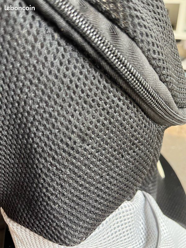 Sac à dos pour animaux noir/gris grande ouverture - Excellent état (image 3)