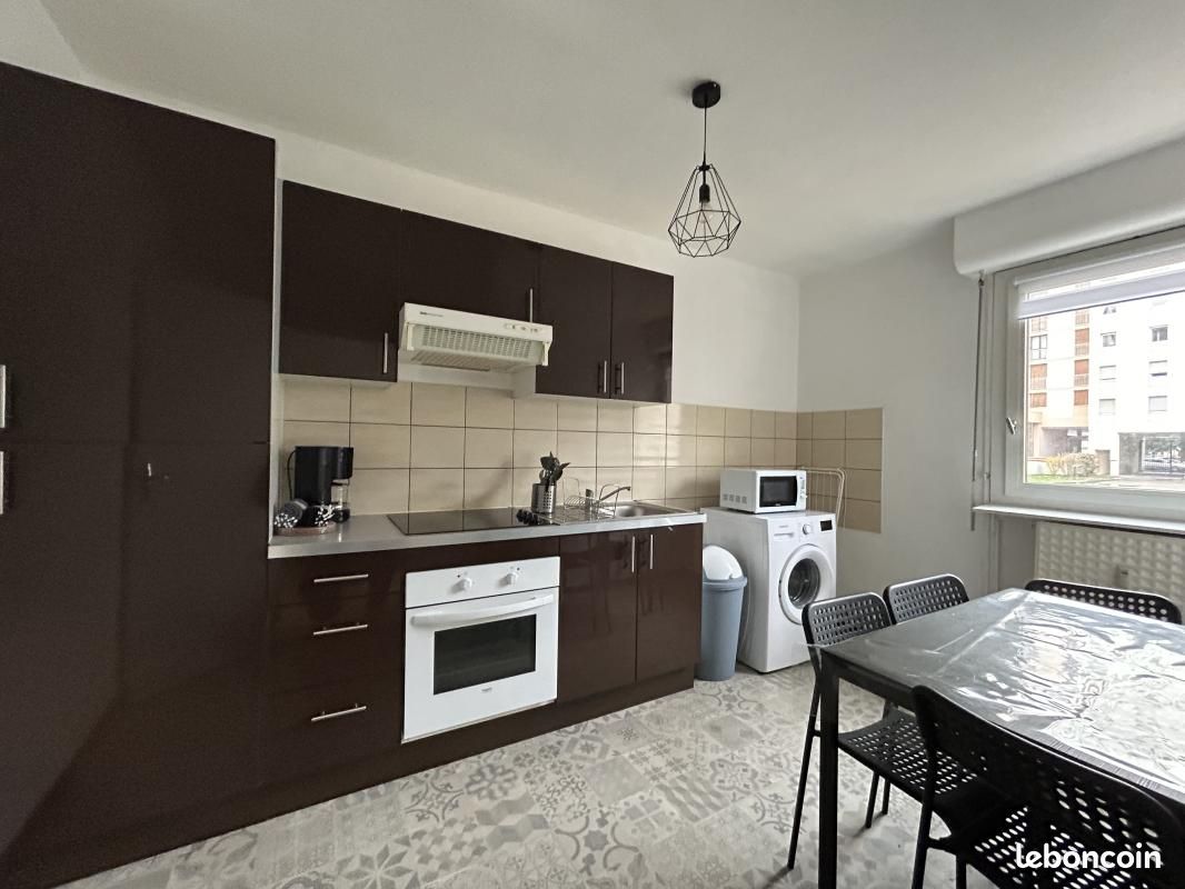 Appartement 1 pièce 30 m² · à Saint-Étienne · 30 m² · 422 €/mois