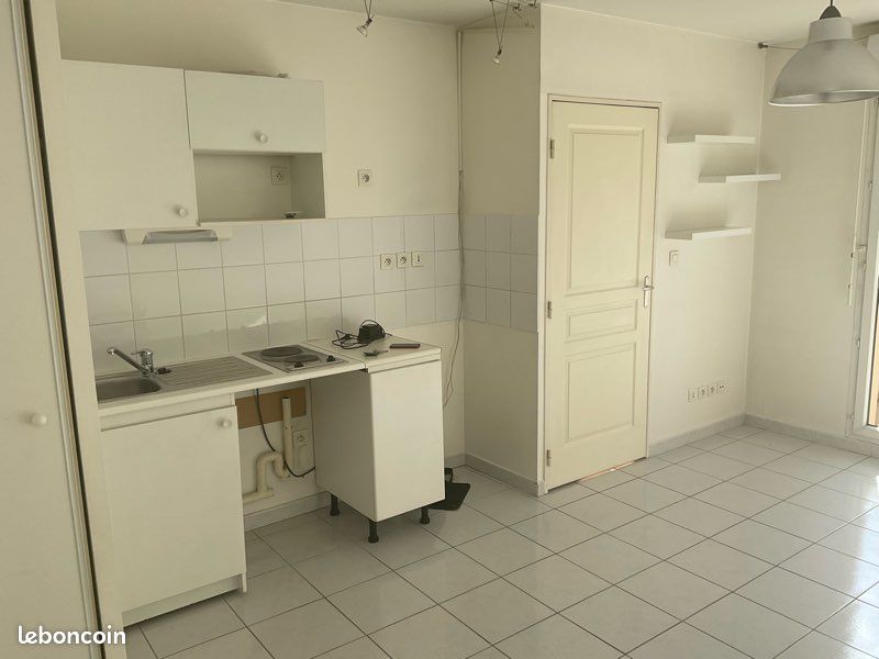 Appartement a louer aubagne - 2 pièce(s) - 28 m2 - Surfyn