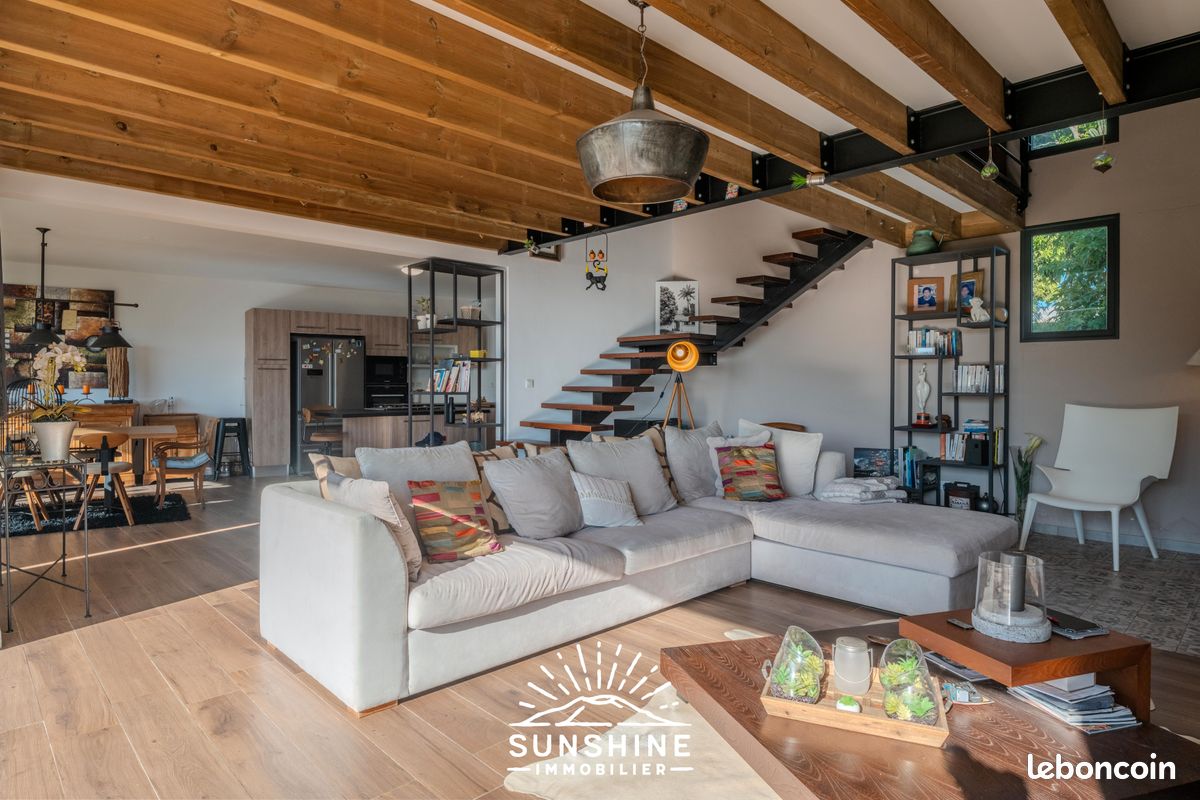 Maison 4 pièces 143 m² · à Saint-Denis · 143 m² · 460 000 €