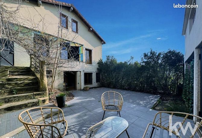 Maison 5 pièces 138 m²