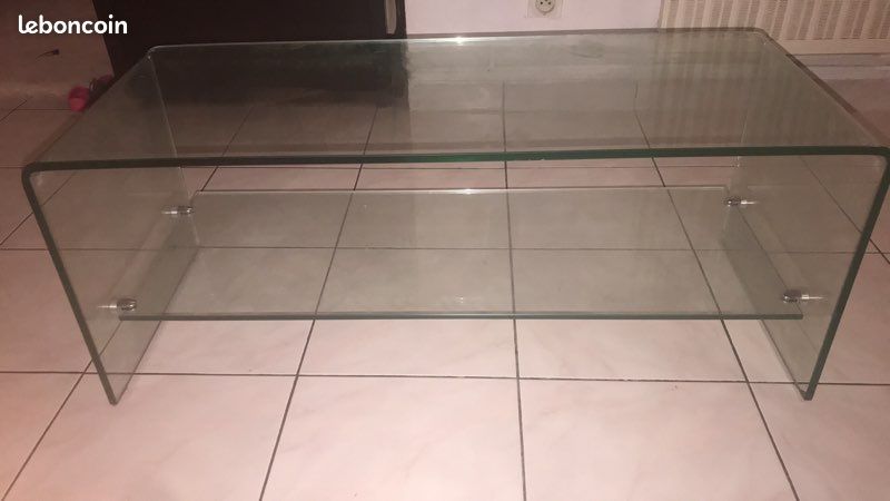 Table (image 3)